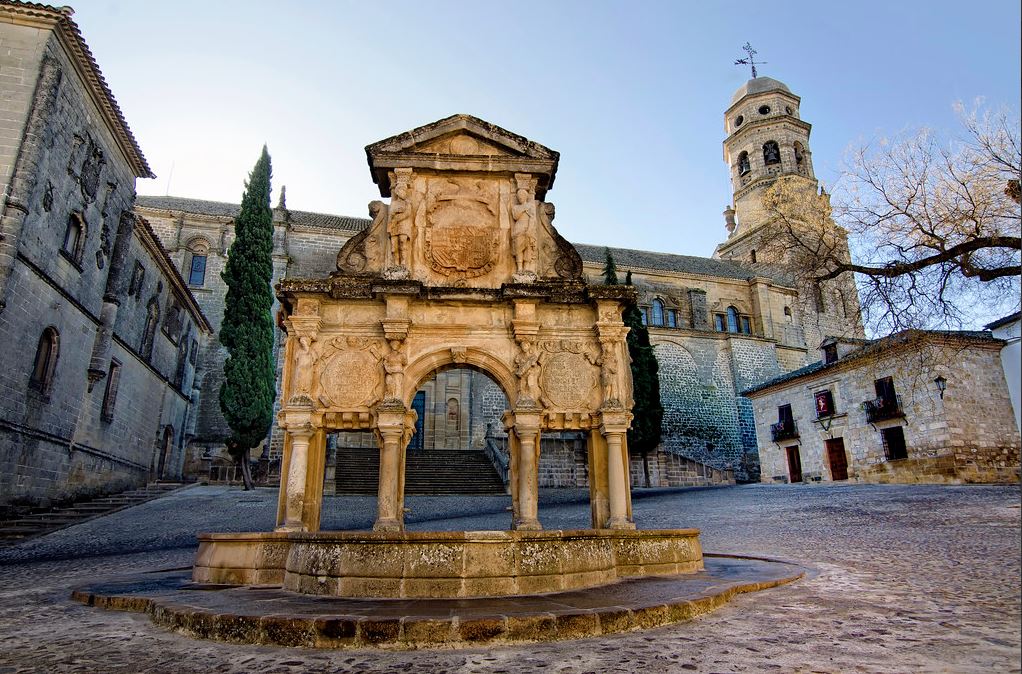 Plaza de Santa María de Baeza